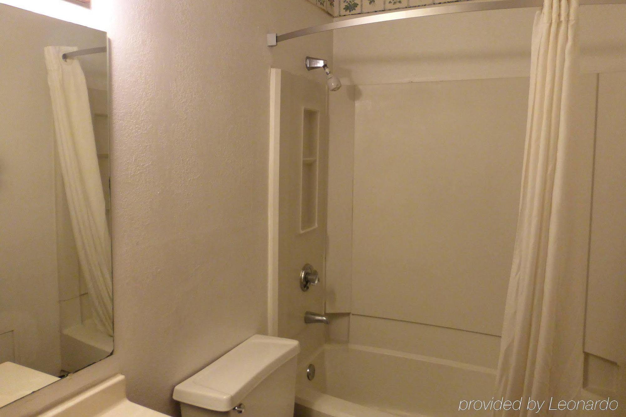 Norwood Inn And Suites - Minneapolis-St Paul Roseville Zewnętrze zdjęcie
