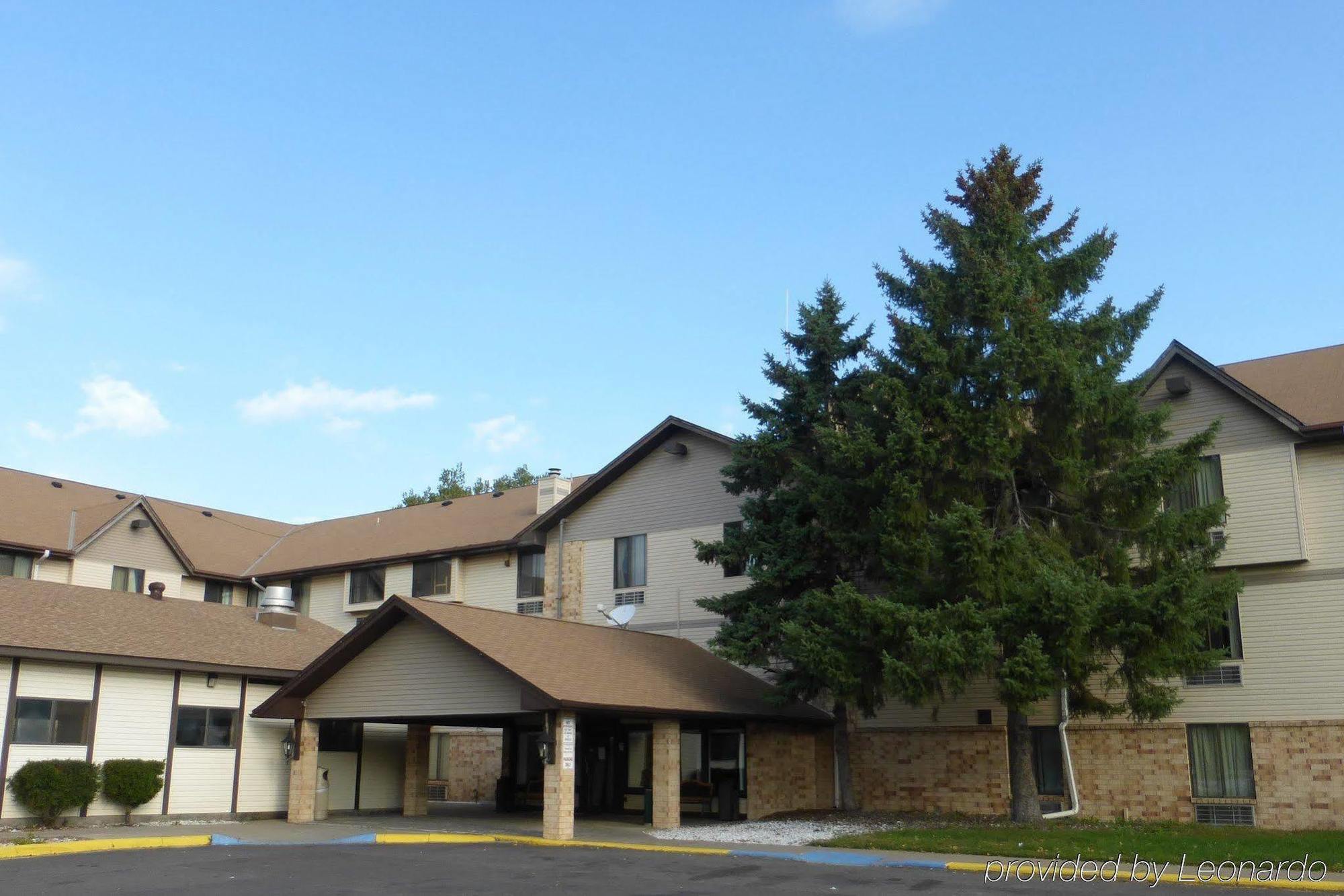 Norwood Inn And Suites - Minneapolis-St Paul Roseville Zewnętrze zdjęcie