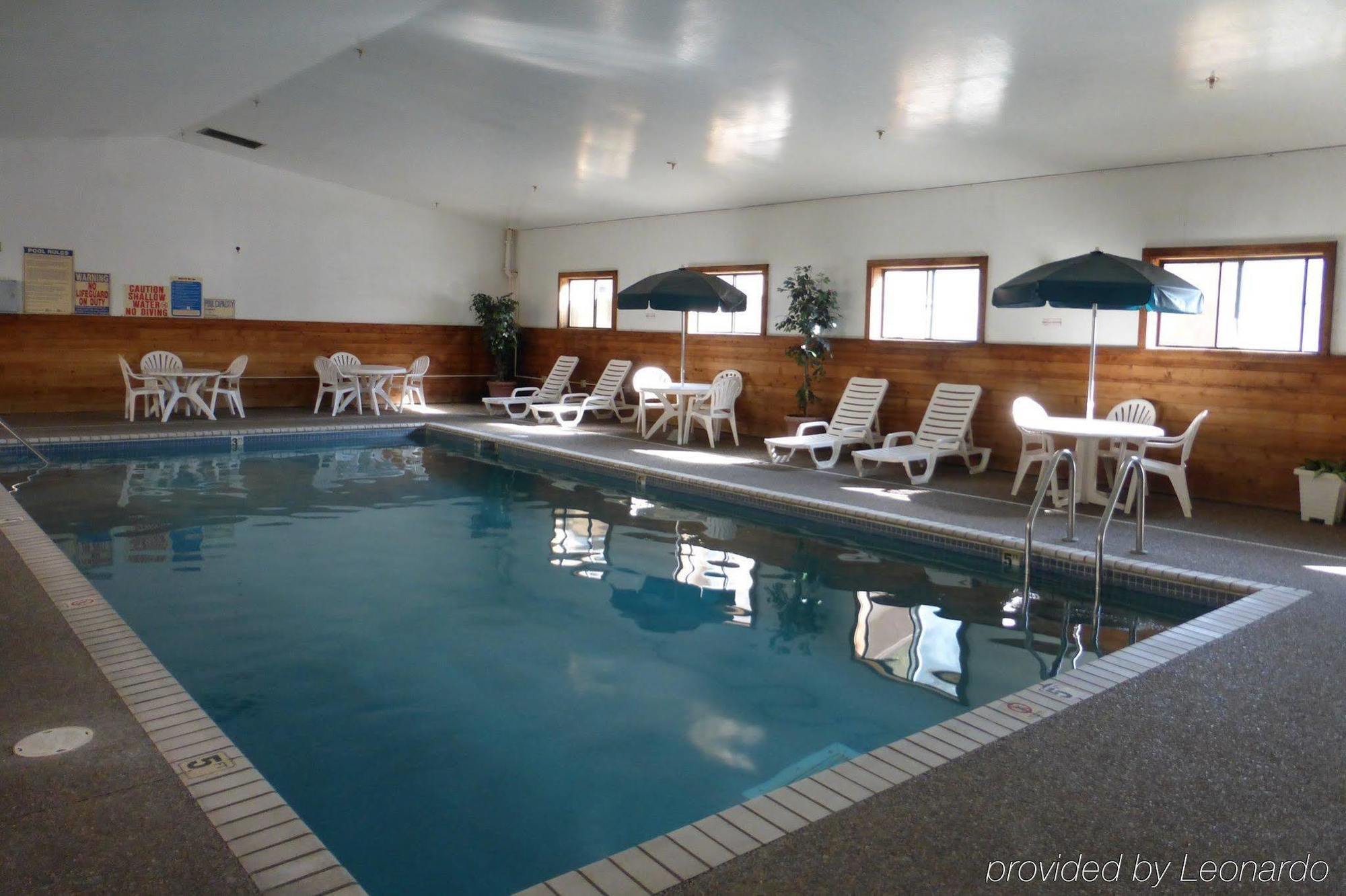 Norwood Inn And Suites - Minneapolis-St Paul Roseville Zewnętrze zdjęcie